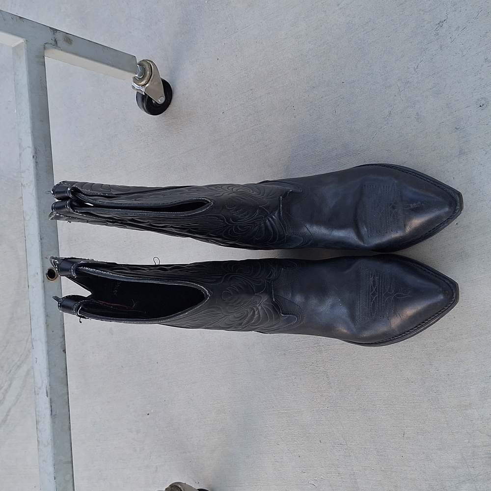 Laredo black cowboy boots size 9 1/2
